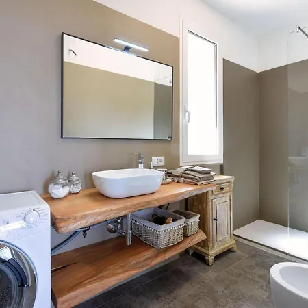 1 Bedroom Stunning In Ferienhaus *