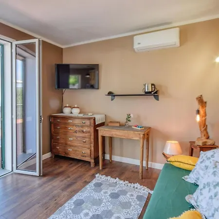 1 Bedroom Stunning In