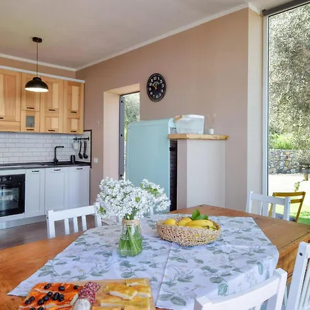 1 Bedroom Stunning In Dom wakacyjny