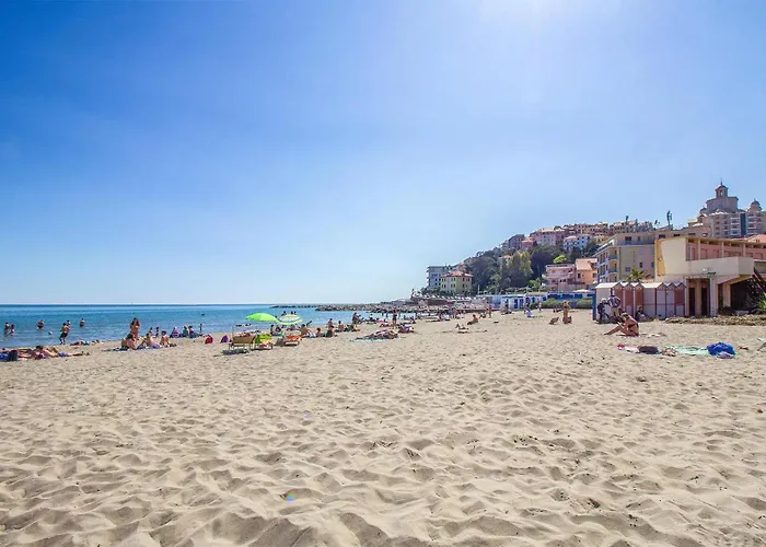 1 Bedroom Stunning In Diano Marina